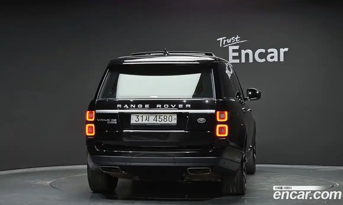 Land Rover Range-Rover 2018 4.4 гидро в Москве № 166607, фото 4