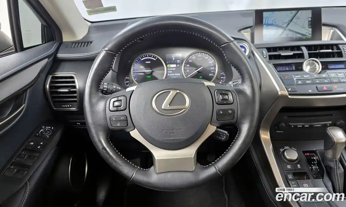 Lexus NX 2017 2.5 гидро в Москве № 168133, фото 13