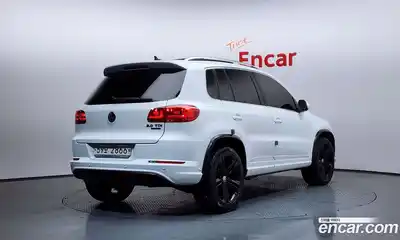 Volkswagen Tiguan 2014 2.0 гидро в Москве № 168956, миниатюра 2