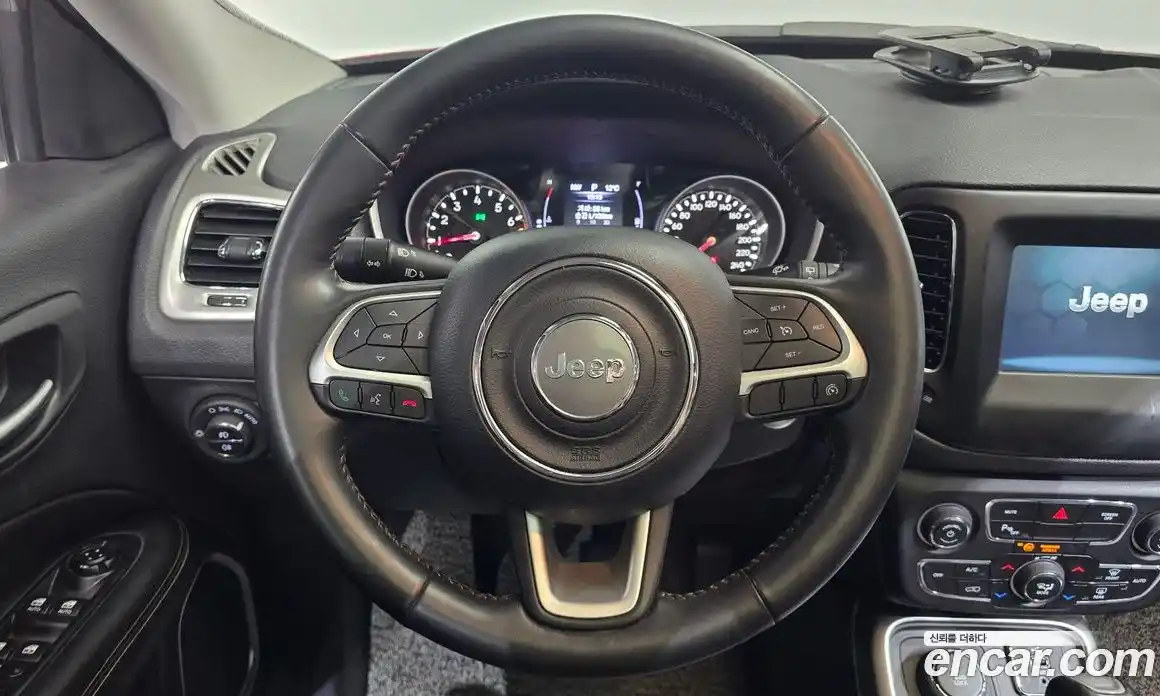Jeep Compass 2018 2.4 гидро в Москве № 169653, фото 13