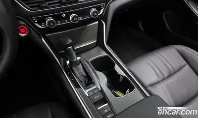Honda Accord 2021 1.5 гидро в Москве № 170469, миниатюра 9