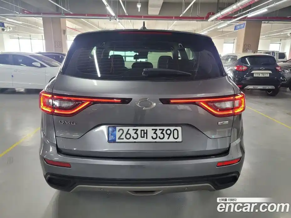 Renault QM6 2021 2.0 гидро в Москве № 180076, фото 4