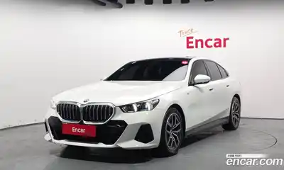 BMW 5-Series, 2025