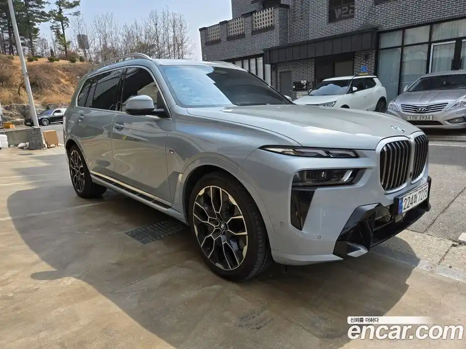 BMW X7 2023 3.0 гидро в Москве № 189453, фото 17