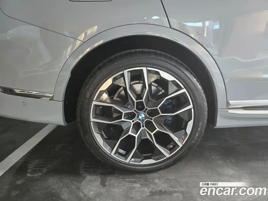 BMW X7 2023 3.0 гидро в Москве № 189453, фото 7