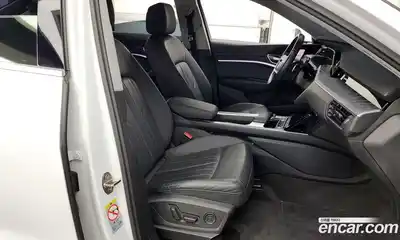 Audi e-tron 2021 0.2 гидро в Москве № 196627, миниатюра 11