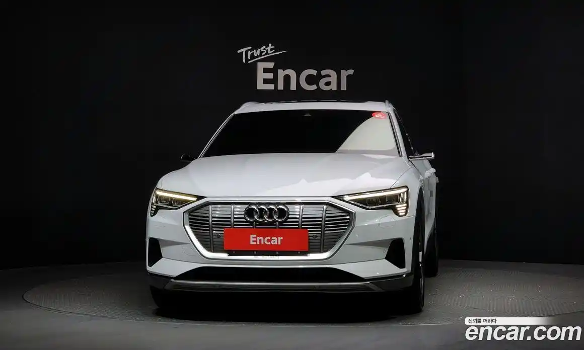 Audi e-tron 2021 0.2 гидро в Москве № 196627, фото 3