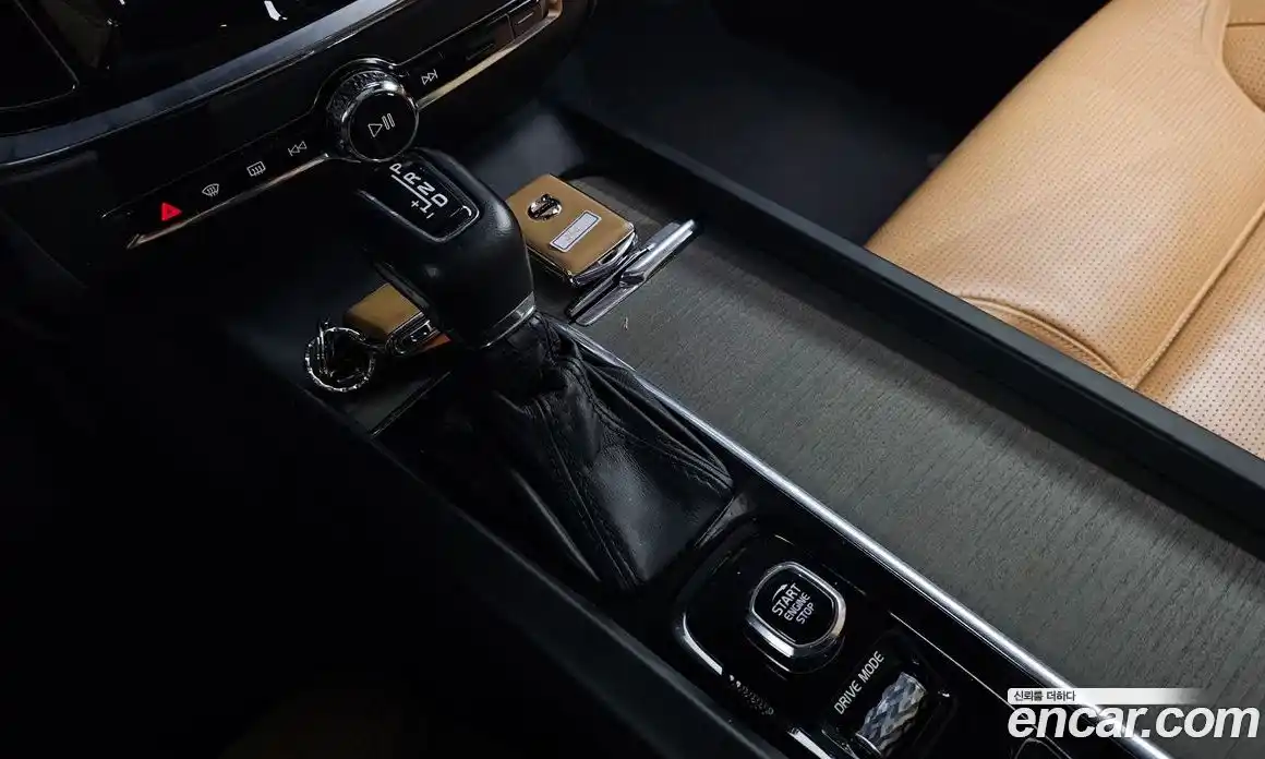 Volvo S60 2020 2.0 гидро в Москве № 196970, фото 9