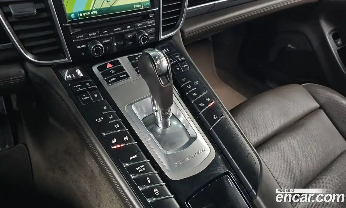 Porsche Panamera 2016 3.6 гидро в Москве № 197590, фото 9