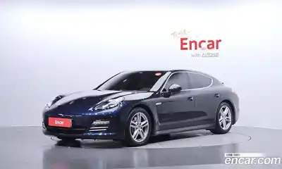 Porsche Panamera, 2010