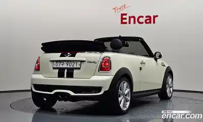 Mini Cooper Convertible 2015 1.6 гидро в Москве № 198346, миниатюра 2