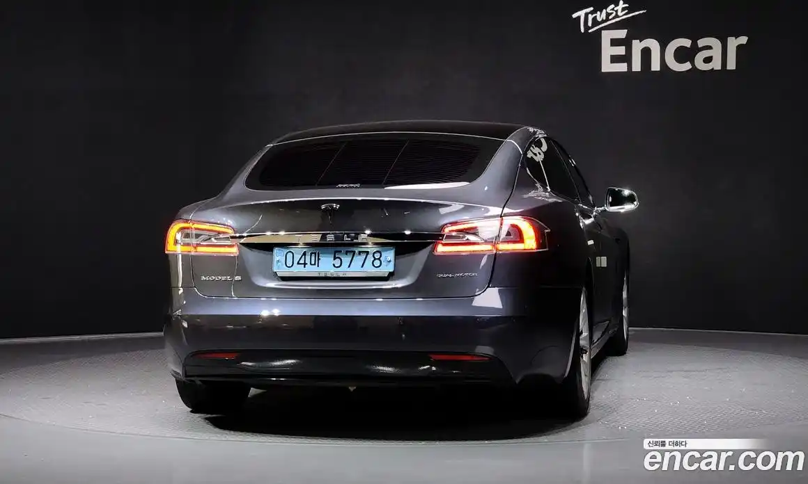 Tesla Model S 2018 0.3 гидро в Москве № 198620, фото 4