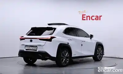 Lexus UX 2022 2.0 гидро в Москве № 198723, миниатюра 2