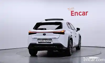 Lexus UX 2022 2.0 гидро в Москве № 198723, миниатюра 4