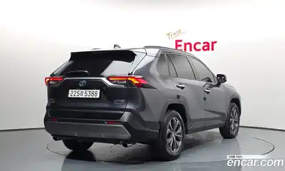 Toyota RAV4 2024 2.5 гидро в Москве № 199550, миниатюра 2