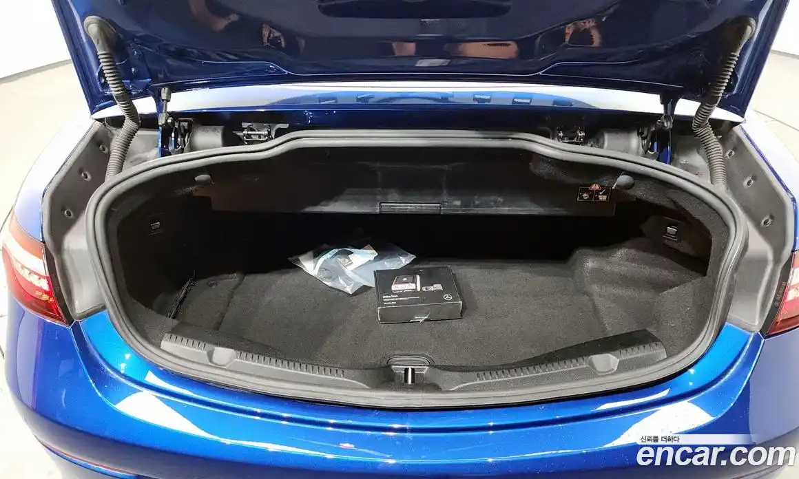 Mercedes-Benz E-Class 2023 3.0 гидро в Москве № 205849, фото 20