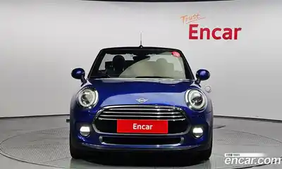 Mini Cooper Convertible 2019 1.5 гидро в Москве № 206388, миниатюра 3