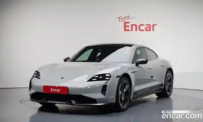 Porsche Taycan, 2024