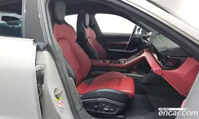 Porsche Taycan 2024 0.1 гидро в Москве № 212970, миниатюра 10