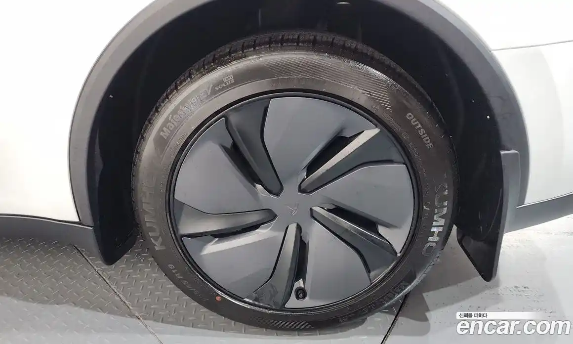 Tesla Model Y 2025 0.2 гидро в Москве № 214466, фото 5