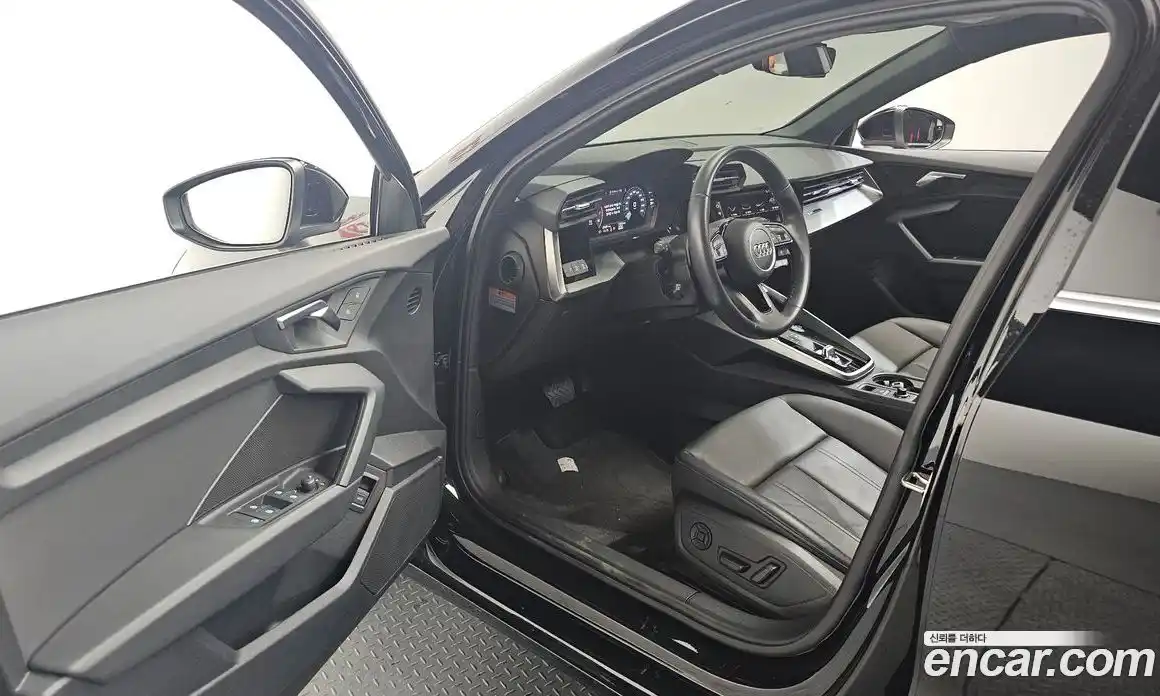 Audi A3 2022 2.0 гидро в Москве № 220770, фото 10
