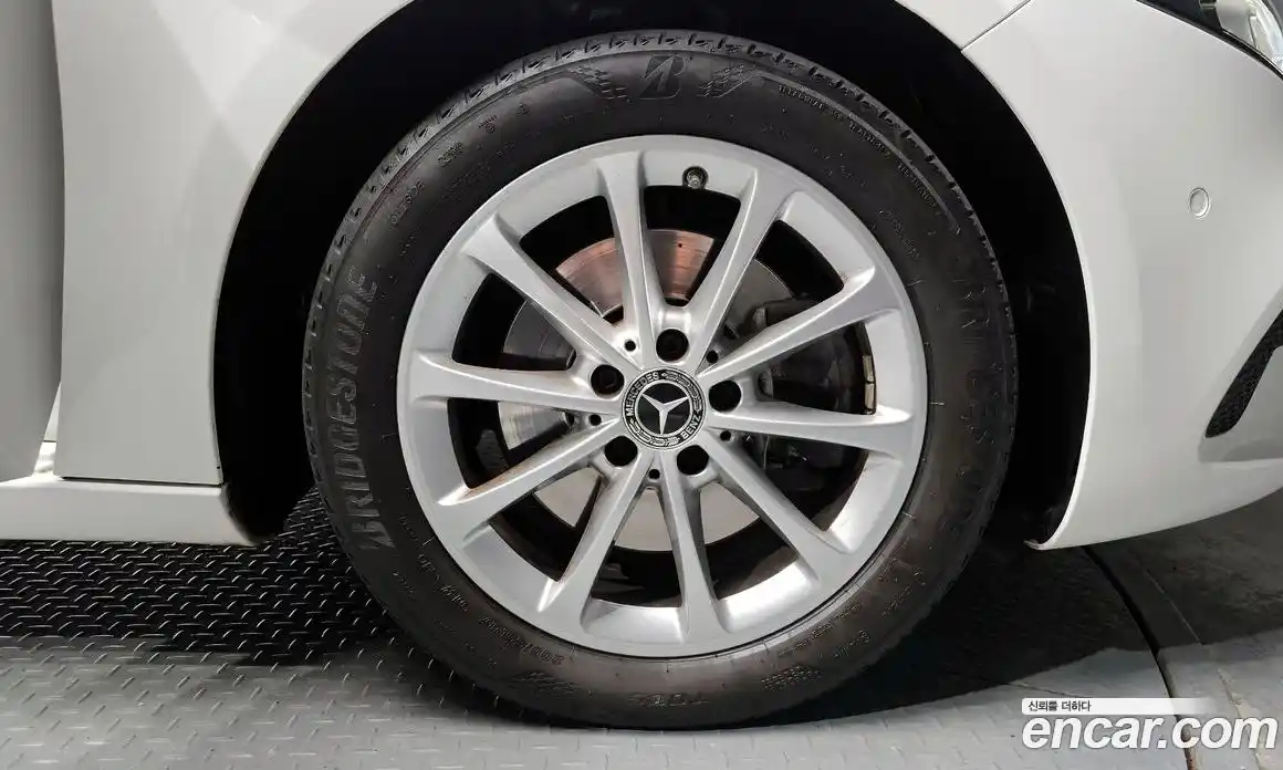 Mercedes-Benz A-Class 2019 2.0 гидро в Москве № 224149, фото 5