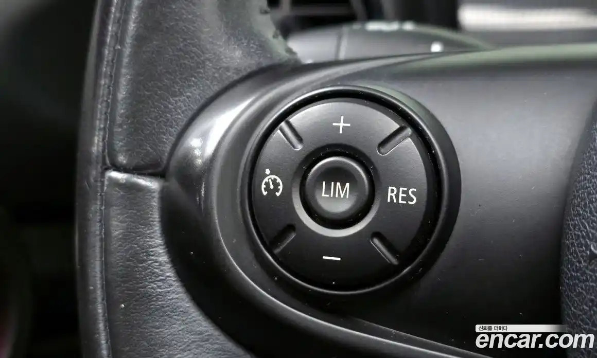 Mini Cooper 2015 1.5 гидро в Москве № 227303, фото 14