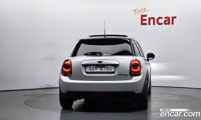 Mini Cooper 2015 1.5 гидро в Москве № 227303, миниатюра 4