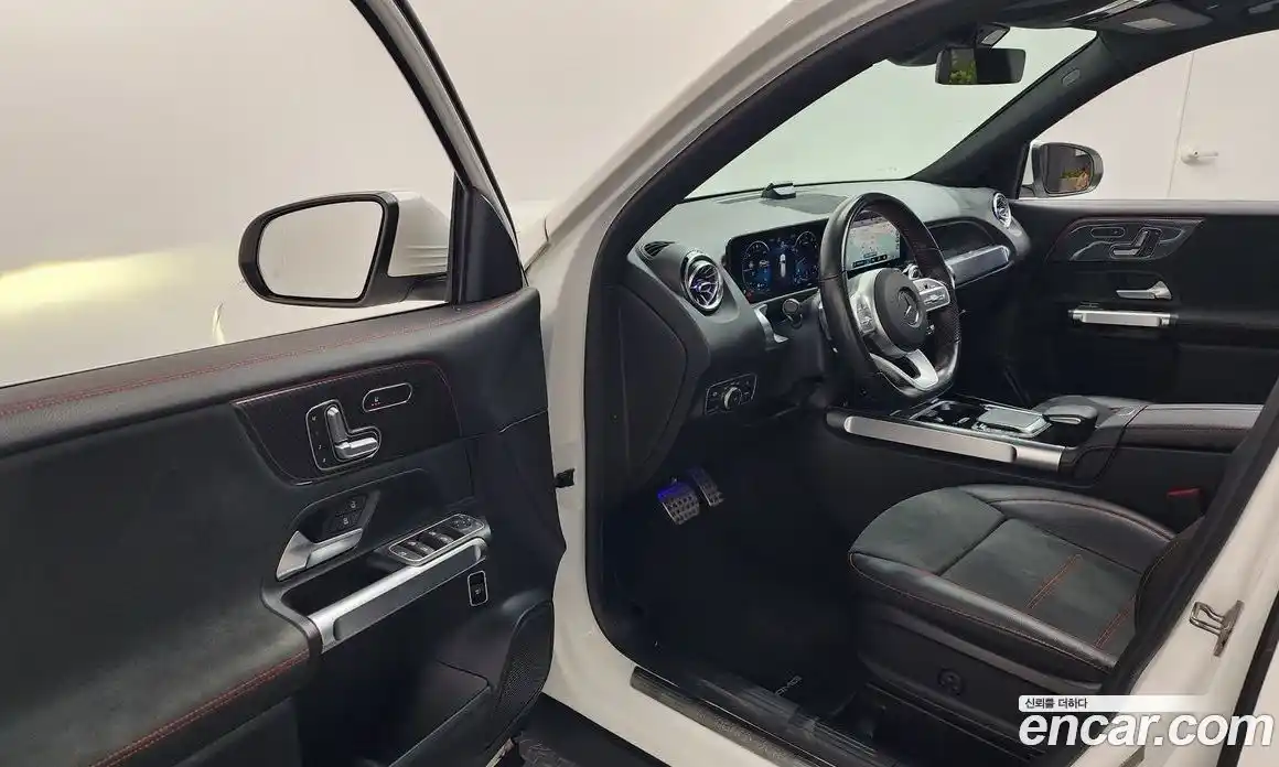 Mercedes-Benz GLB-Class 2021 2.0 гидро в Москве № 229575, фото 10