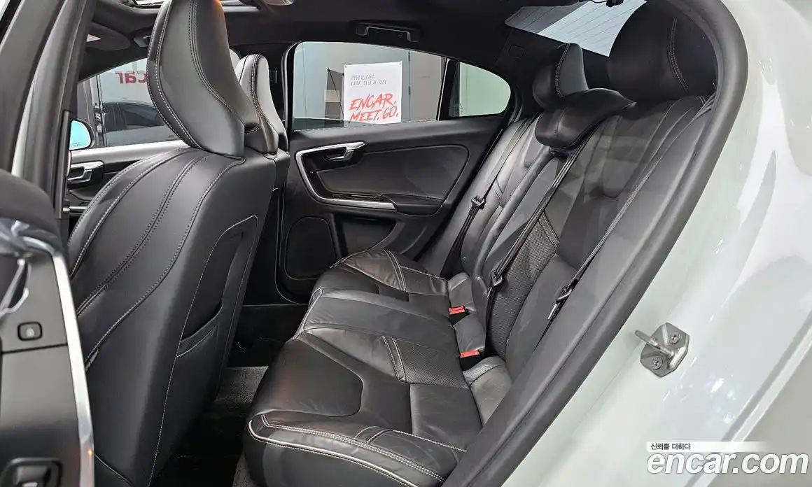Volvo S60 2015 2.0 гидро в Москве № 230648, фото 12