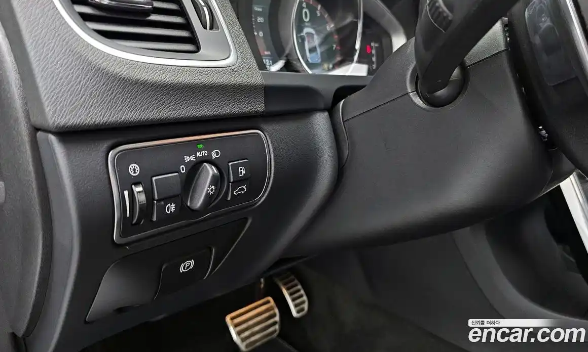 Volvo S60 2015 2.0 гидро в Москве № 230648, фото 18