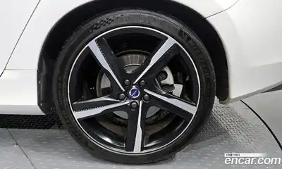 Volvo S60 2015 2.0 гидро в Москве № 230648, миниатюра 5