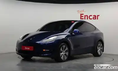 Tesla Model Y, 2022