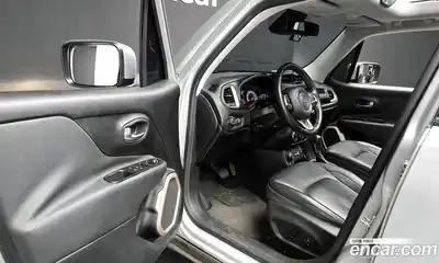 Jeep Renegade 2015 2.0 гидро в Москве № 232553, миниатюра 11
