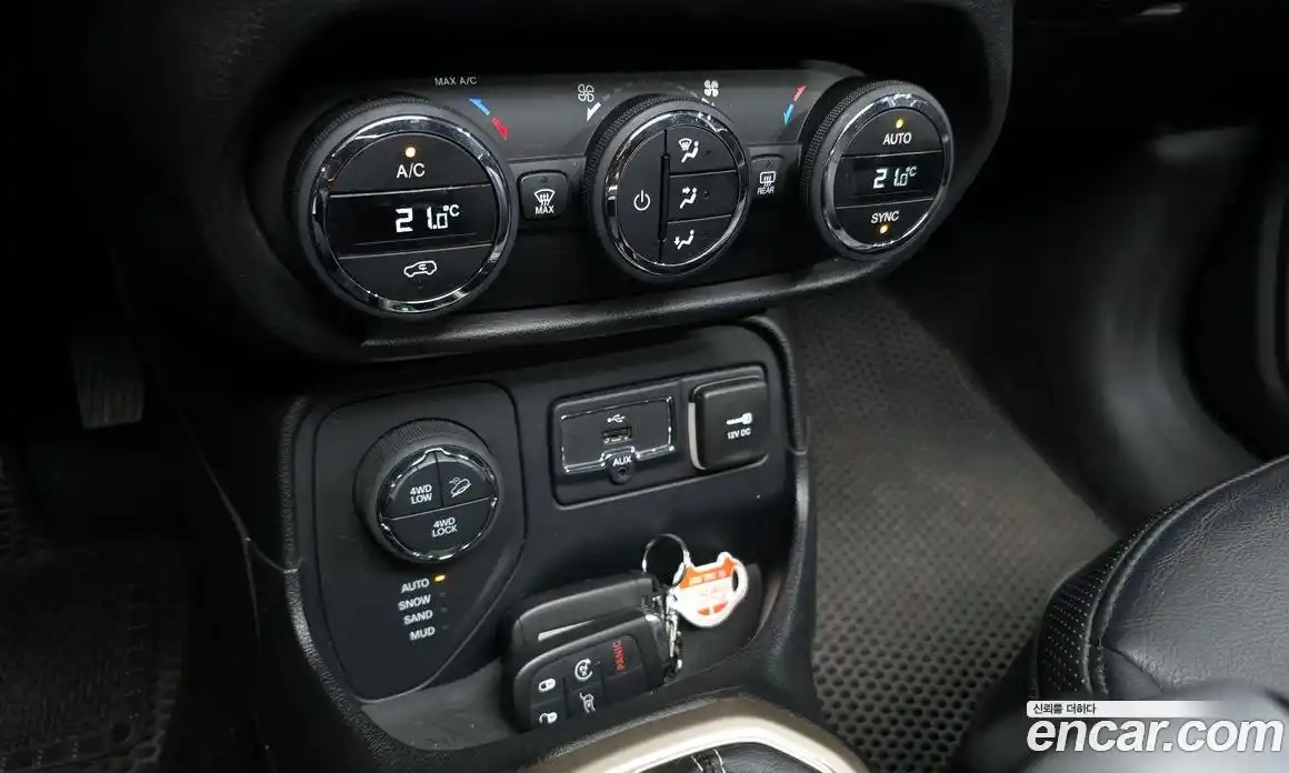 Jeep Renegade 2015 2.0 гидро в Москве № 232553, фото 17
