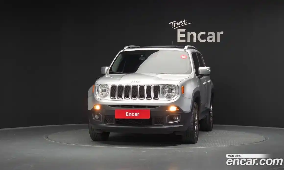 Jeep Renegade 2015 2.0 гидро в Москве № 232553, фото 3