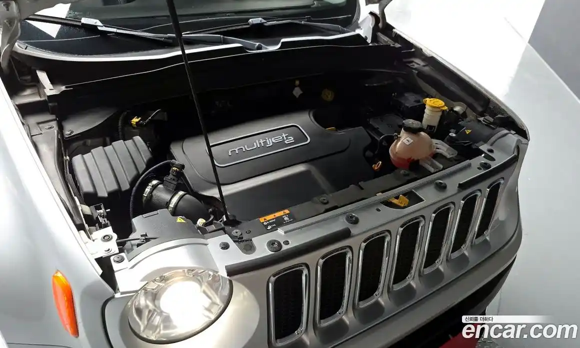 Jeep Renegade 2015 2.0 гидро в Москве № 232553, фото 6