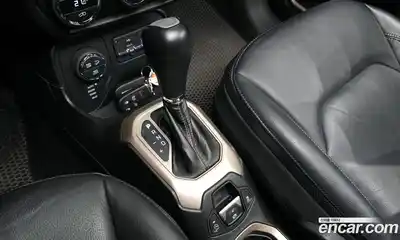 Jeep Renegade 2015 2.0 гидро в Москве № 232553, миниатюра 9