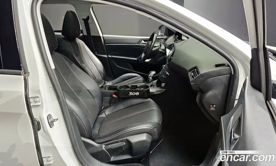 Peugeot 308 2014 2.0 гидро в Москве № 235015, фото 11