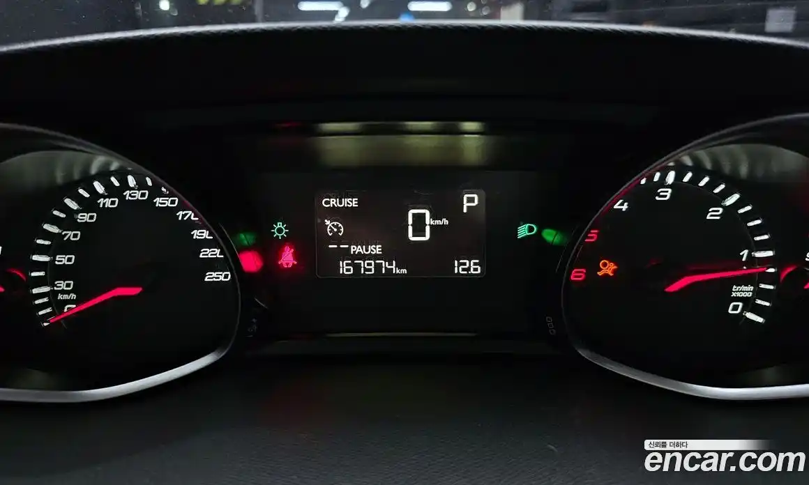 Peugeot 308 2014 2.0 гидро в Москве № 235015, фото 8