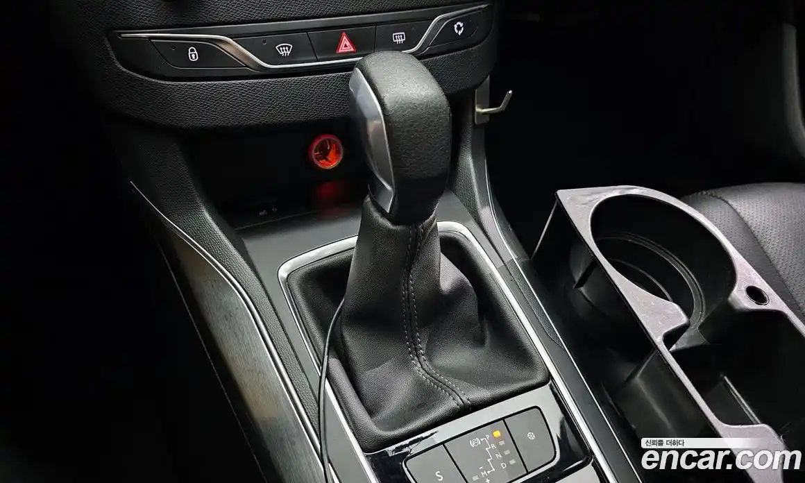 Peugeot 308 2014 2.0 гидро в Москве № 235015, фото 9