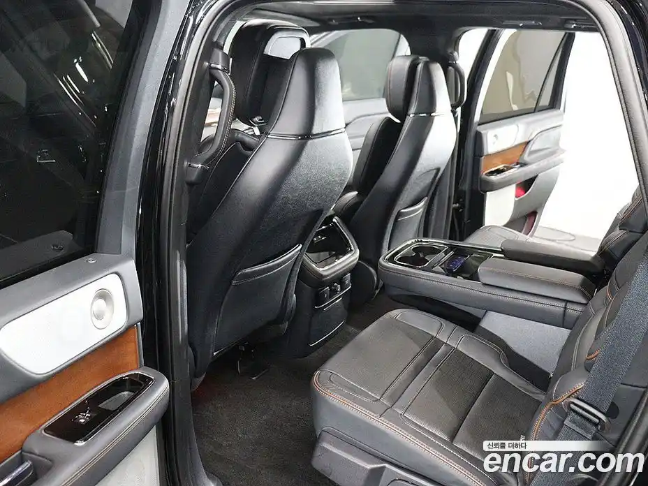 Lincoln Navigator 2023 3.5 гидро в Москве № 255862, фото 11