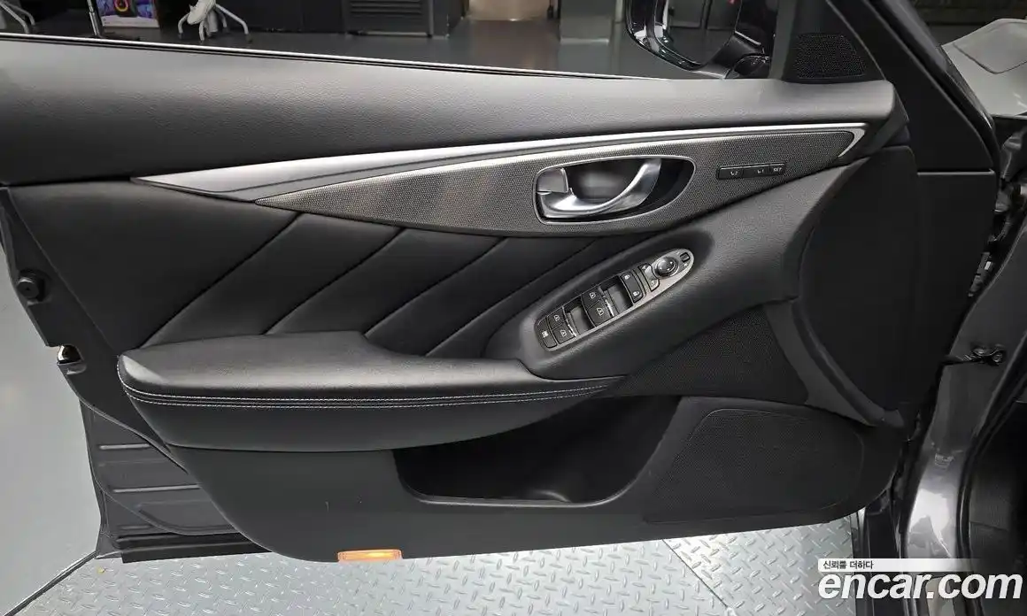 Infiniti Q50 2015 2.1 гидро в Москве № 256137, фото 15