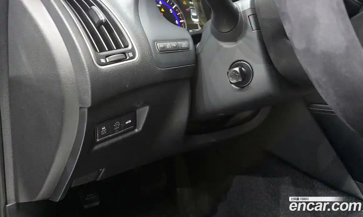 Infiniti Q50 2015 2.1 гидро в Москве № 256137, фото 16