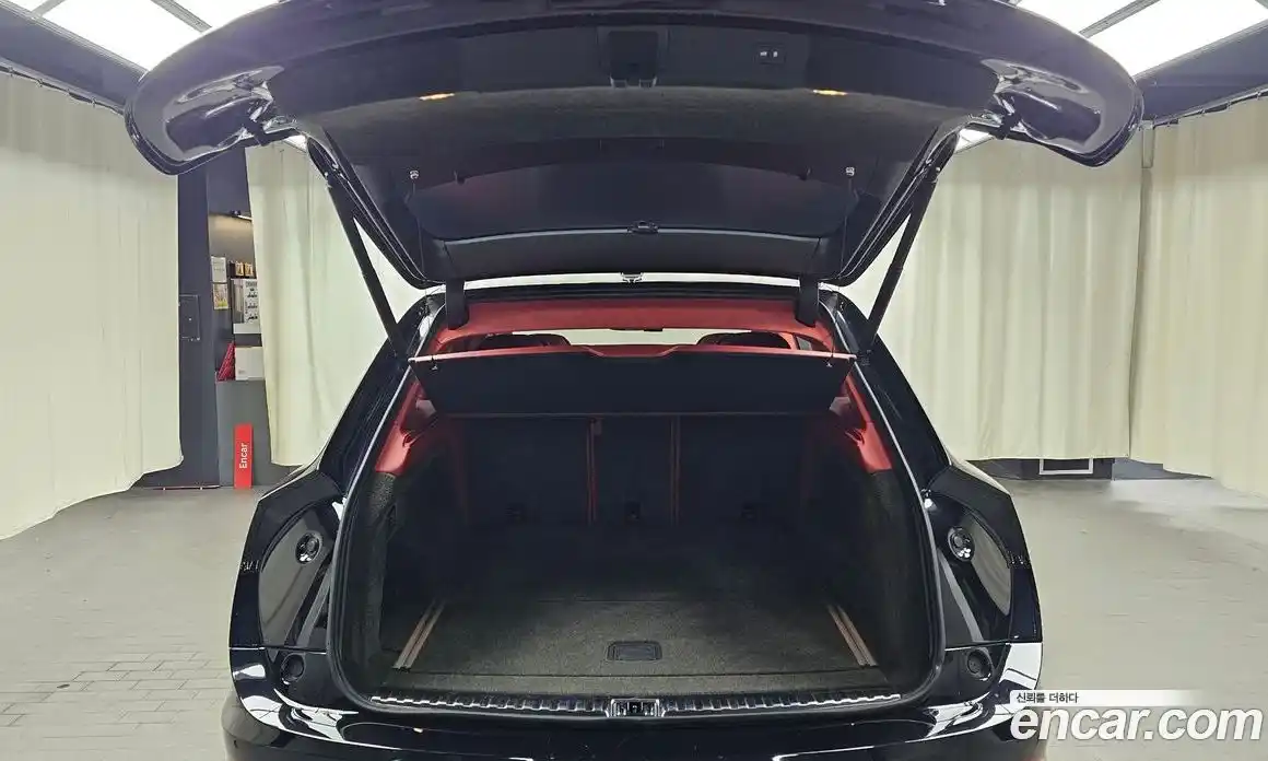 Bentley Bentayga 2023 4.0 гидро в Москве № 256626, фото 20