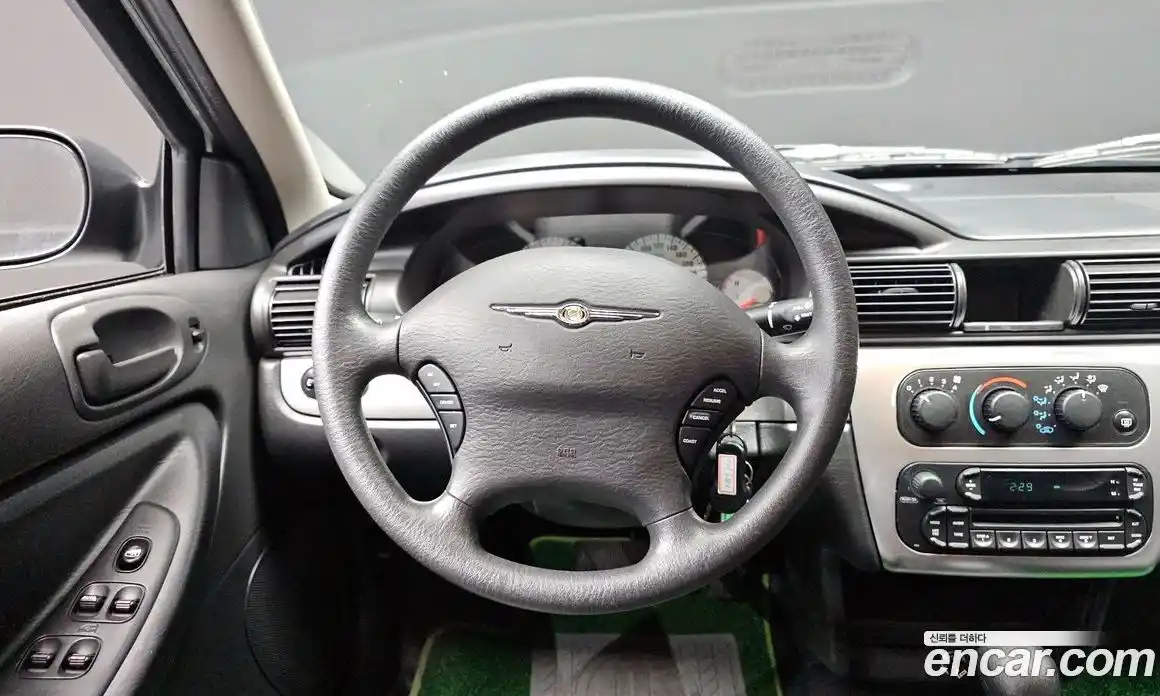 Chrysler Sebring 2005 2.7 гидро в Москве № 256736, фото 13
