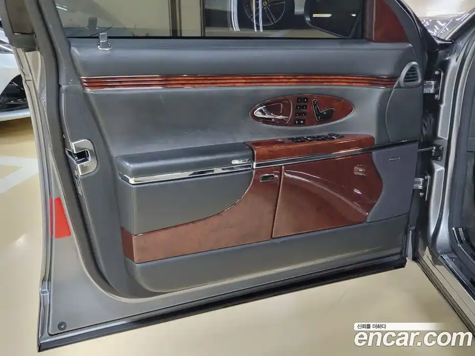 Maybach 57 2005 5.5 гидро в Москве № 256940, фото 9