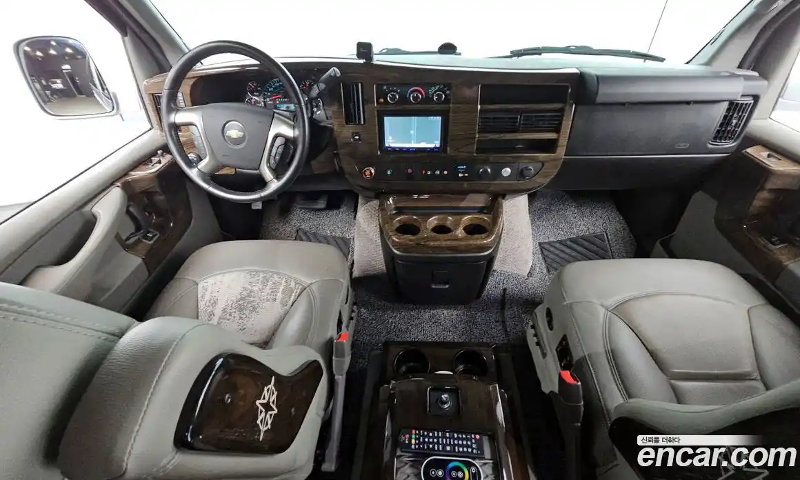 Chevrolet Express Van 2014 6.0 гидро в Москве № 260414, фото 7