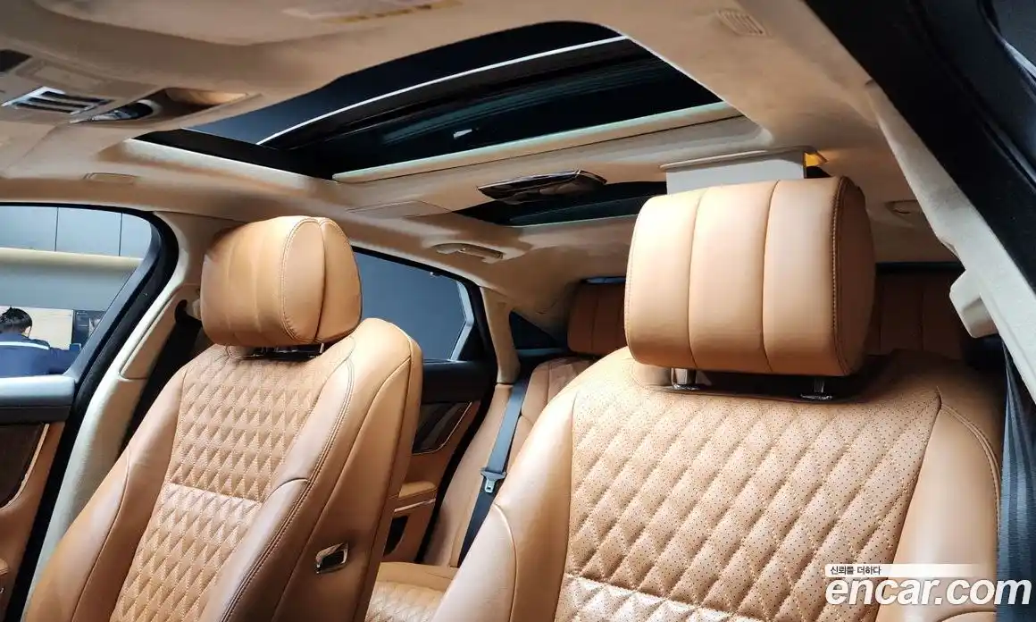 Jaguar XJ 2019 3.0 гидро в Москве № 283830, фото 18