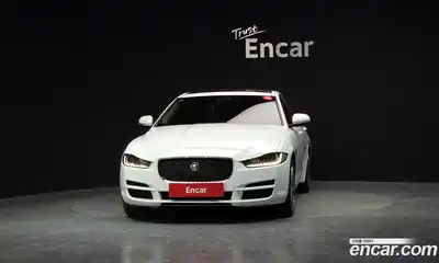 Jaguar XE 2017 2.0 гидро в Москве № 295807, миниатюра 3